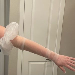 Bridal organza gloves